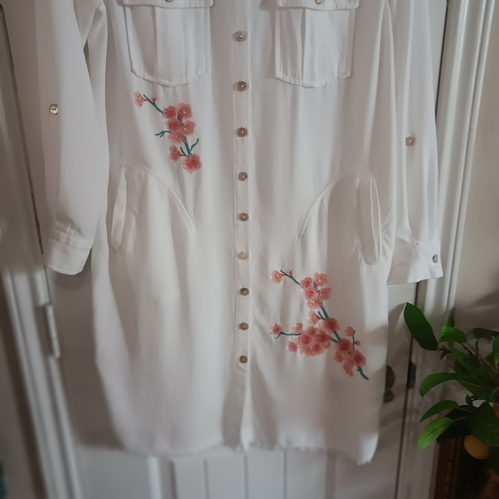 John Mark Button Front Raw Bottom Hem Pocket Fron… - image 4